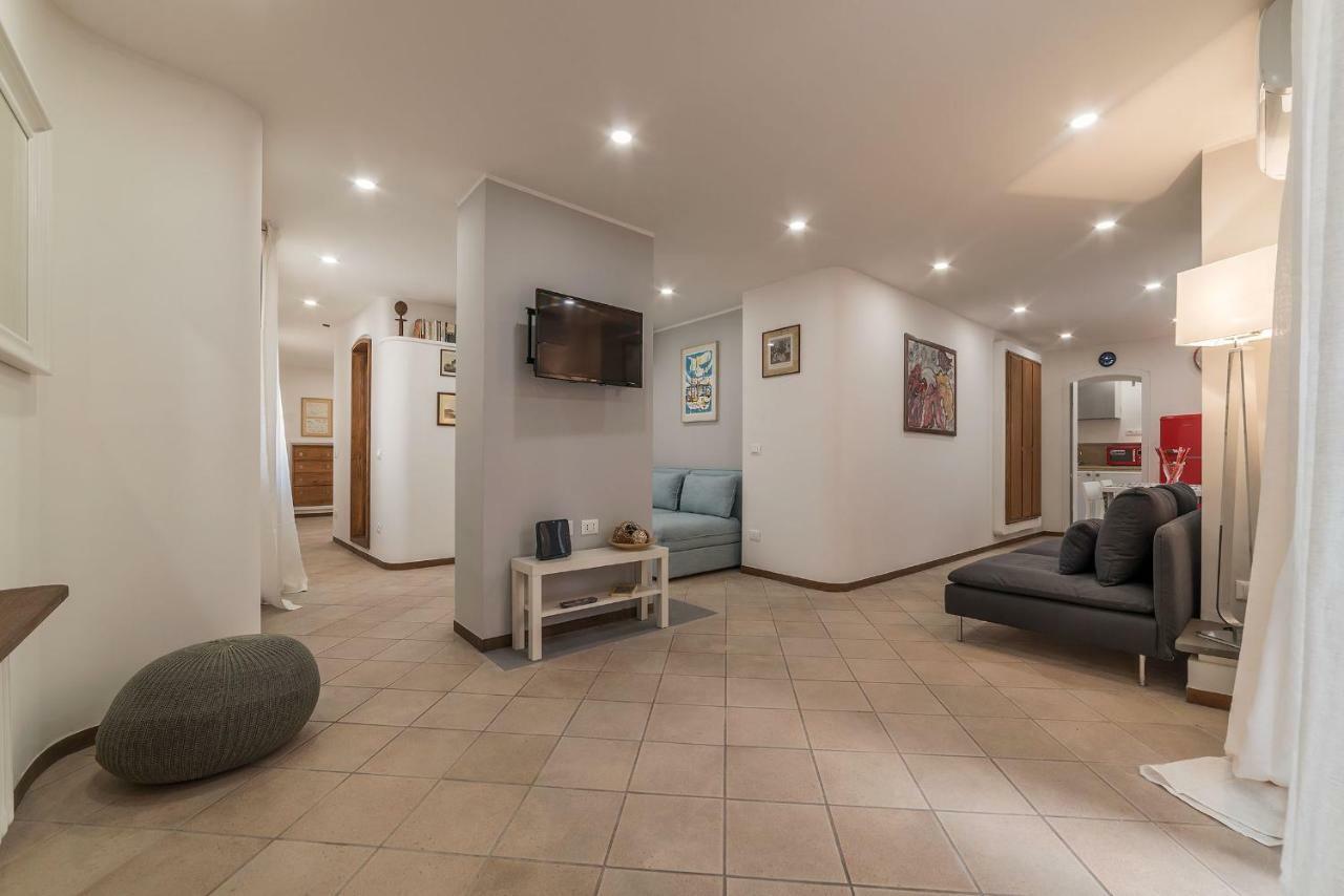 Montecitorio Lovely Apartment โรม ภายนอก รูปภาพ